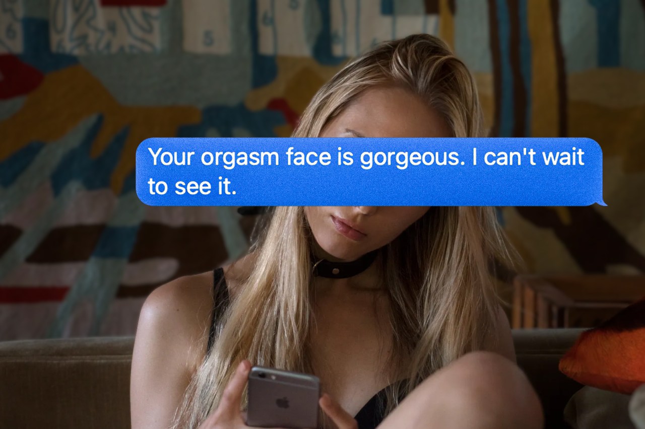 36 Sexts To Send Her Before You See Her If You Want Her Turned On