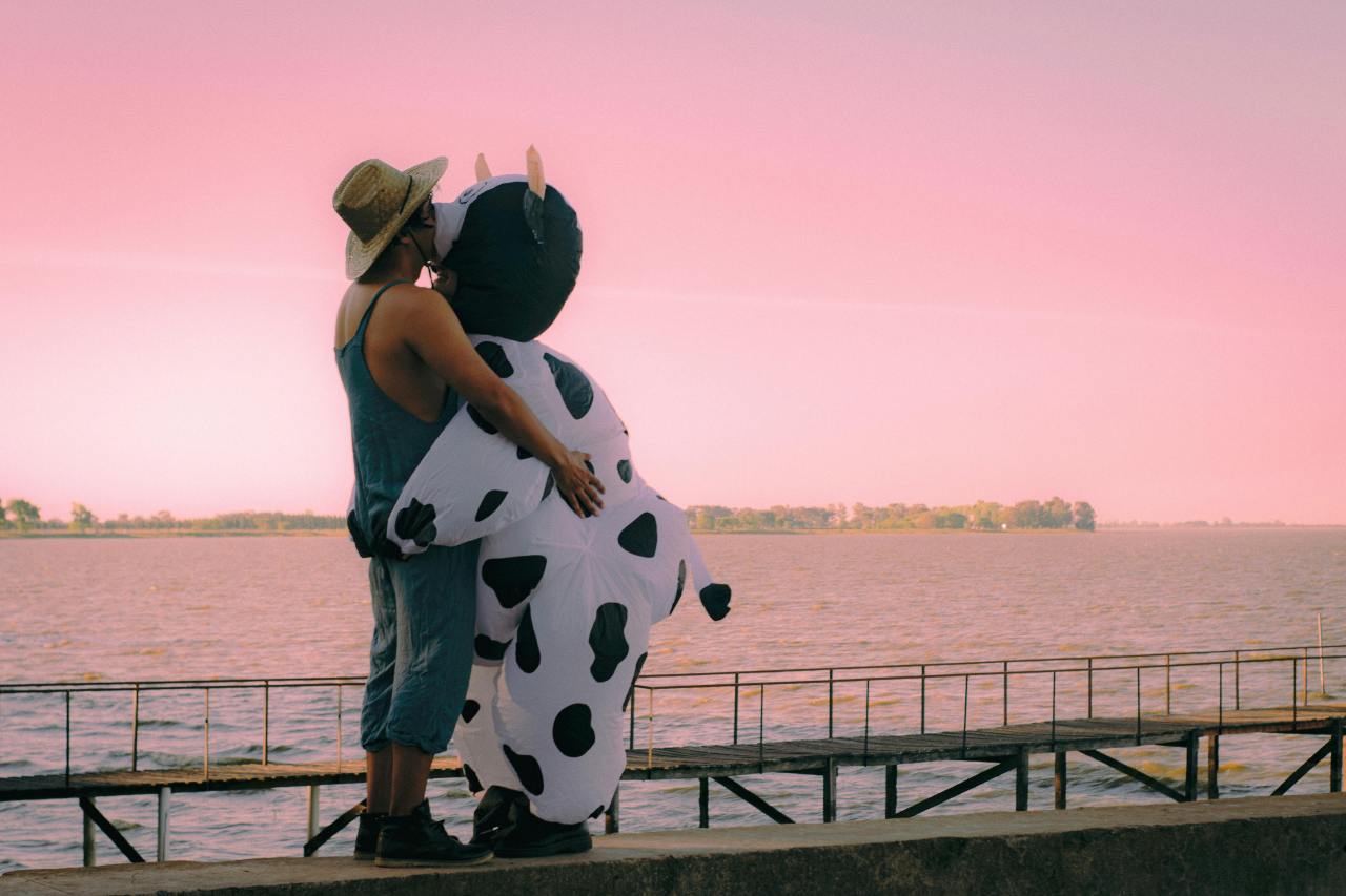 24 Best Romantic Hacks For Your Relationship, As Explained By 13 People