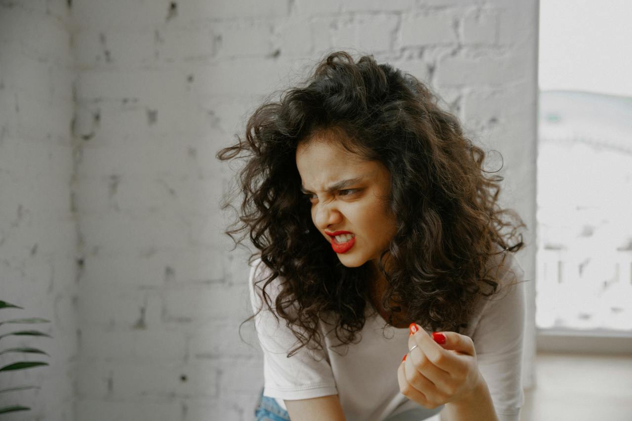 18 Dating Dealbreakers As Described By Women