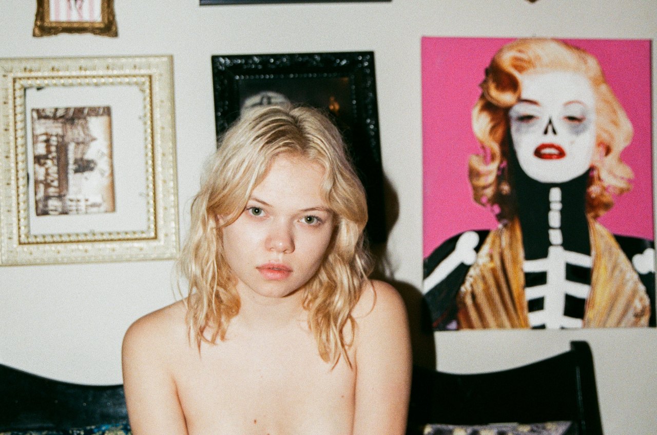 25 Tips For Sending Sexy Photos On Snapchat (Or In Vanish Mode)