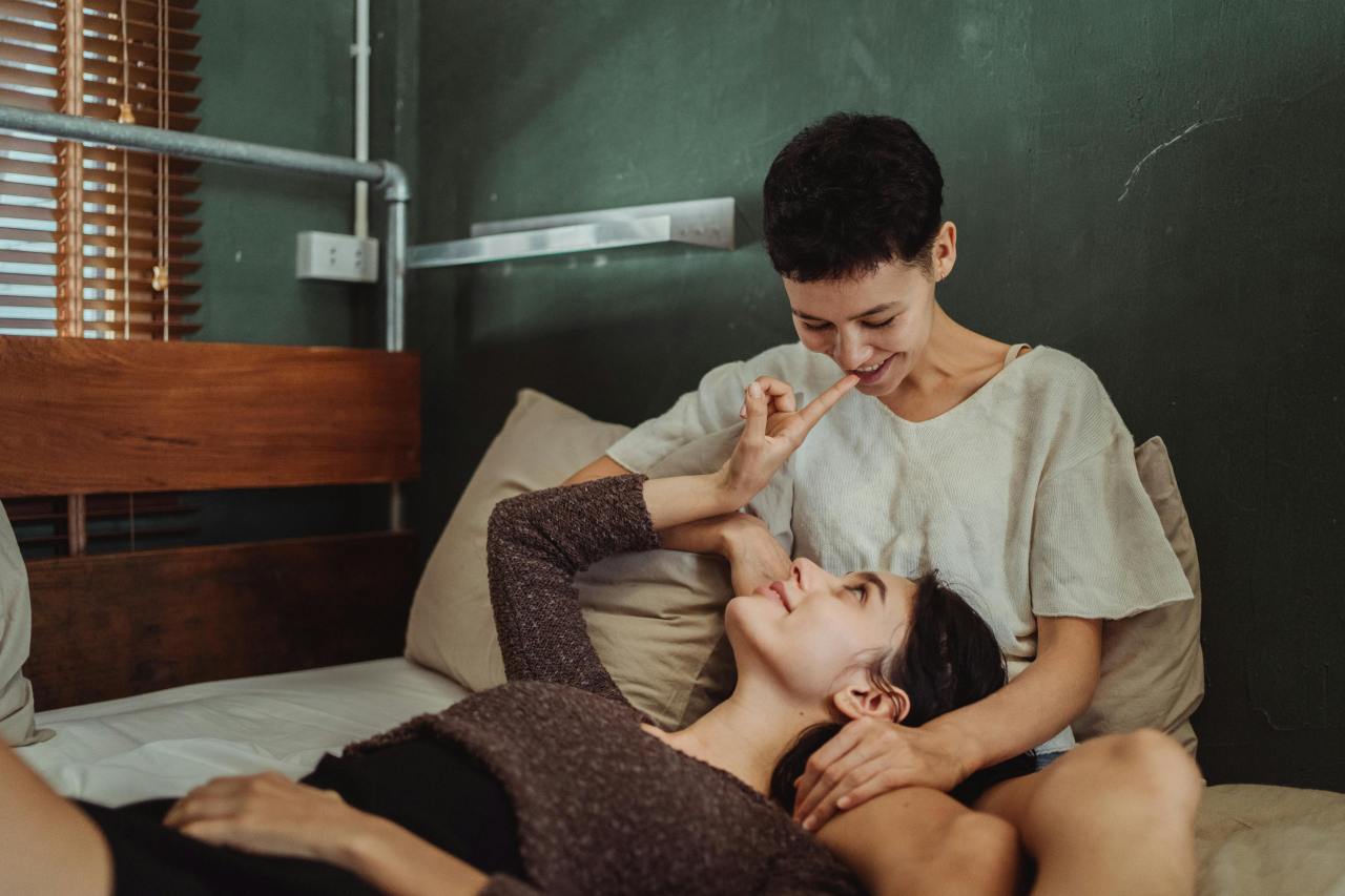 What It’s Like When A Lesbian Couple Decides To Move In Together